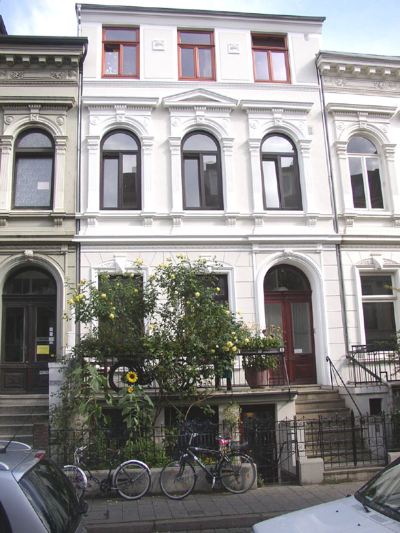 Picture: Renovierte Forderfront des Altbremer Hauses